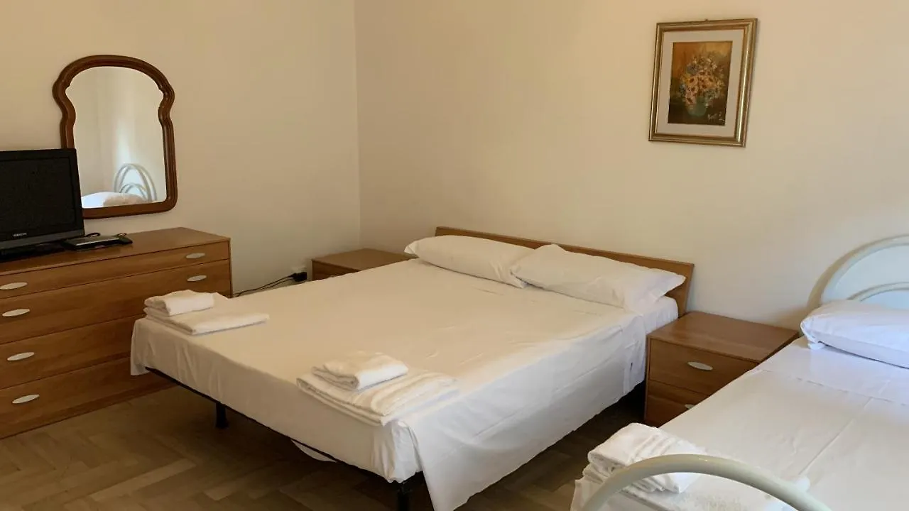 Venezia B Bed and Breakfast Mestre 0*,